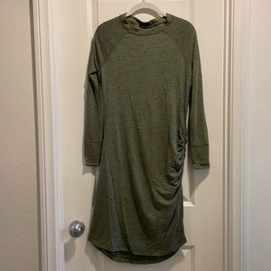 Banana Republic heathered green raglan sleeve dress size M
